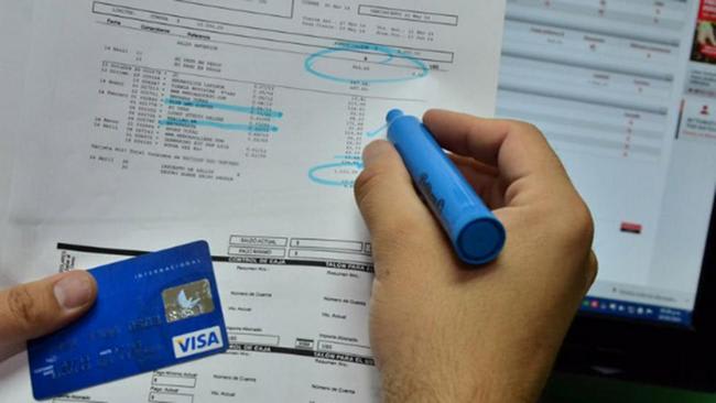 Declaran inconstitucional el cobro del impuesto a los Sellos en resúmenes de tarjetas