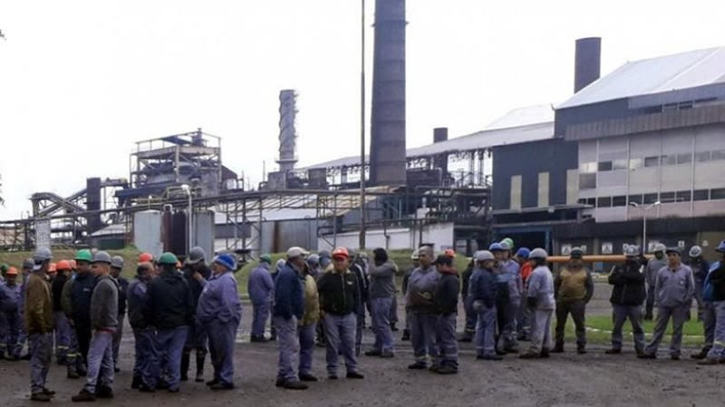 Luego de un truncado acuerdo, azucareros e industriales tucumanos retoman la negociación paritaria del sector