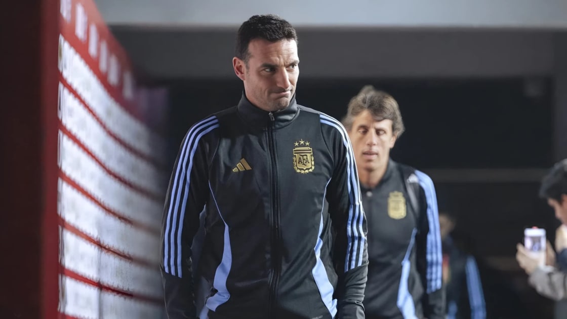 Lionel Scaloni, conforme con la victoria: “El funcionamiento está garantizado desde la actitud”
