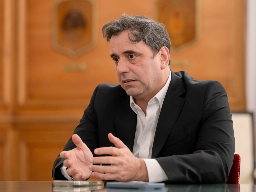 "No vamos a permitir que se utilicen las aulas para instalar el odio, la mentira y el resentimiento"