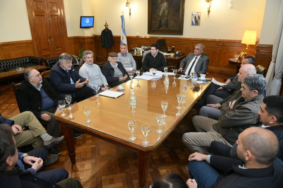 Preocupación de los industriales ante la caída en el precio interno del azúcar