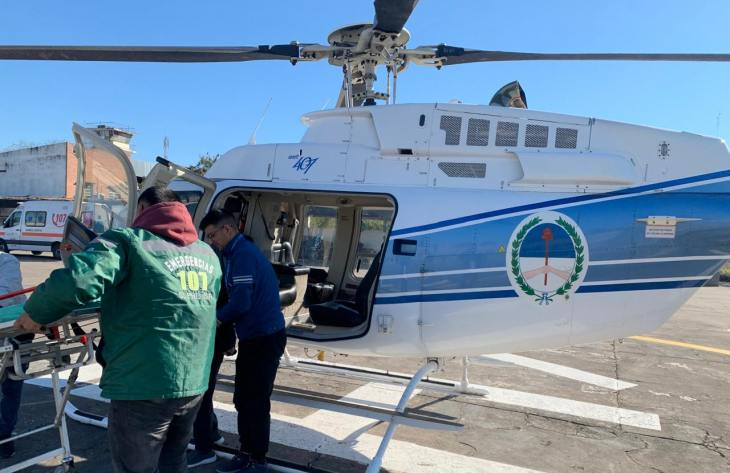 Helicóptero sanitario trasladó de urgencia a una mujer desde Alta Montaña