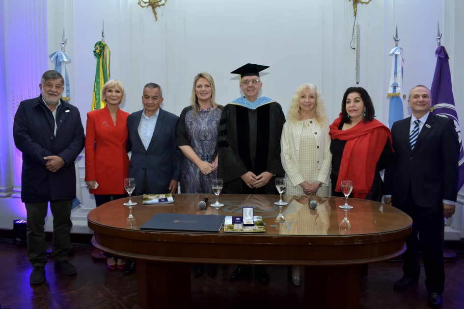"YPF debe aceptar la política de sustitución de derivados fósiles por renovables"