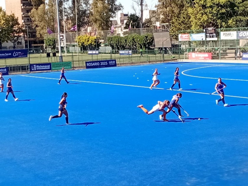 Empate para los varones y dura derrota para las damas en el debut en los JADAR