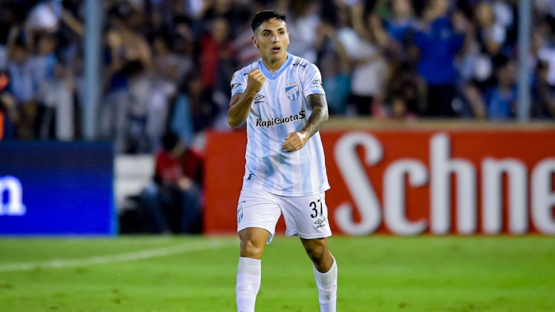 Mateo Coronel se despidió de Atlético: "Acá tienen un hincha decano más"