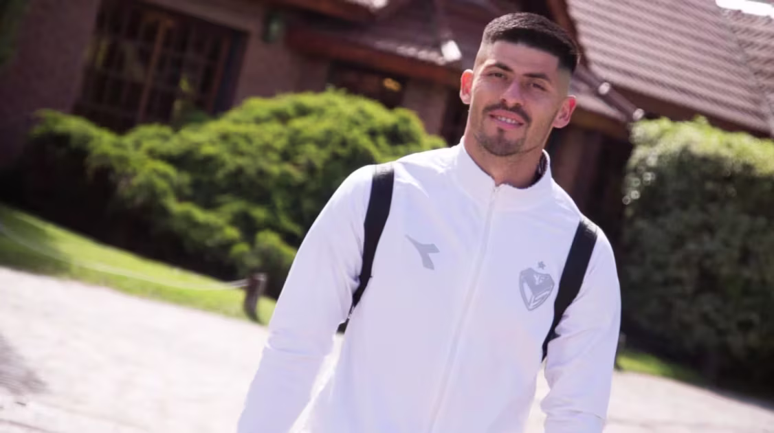 Un ex Vélez denuncia por falso testimonio a la joven que lo acusó por abuso y a otros involucrados