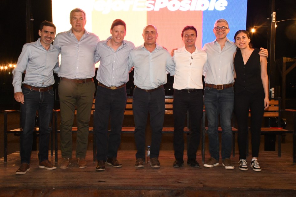 Sánchez sumó el apoyo de camperistas y de sectores libertarios