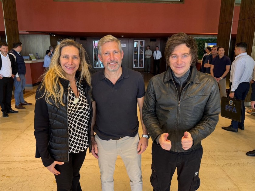 Milei anunció el dragado del Paraná y envía a Lisandro Catalán a Entre Ríos para nuevos acuerdos con Frigerio