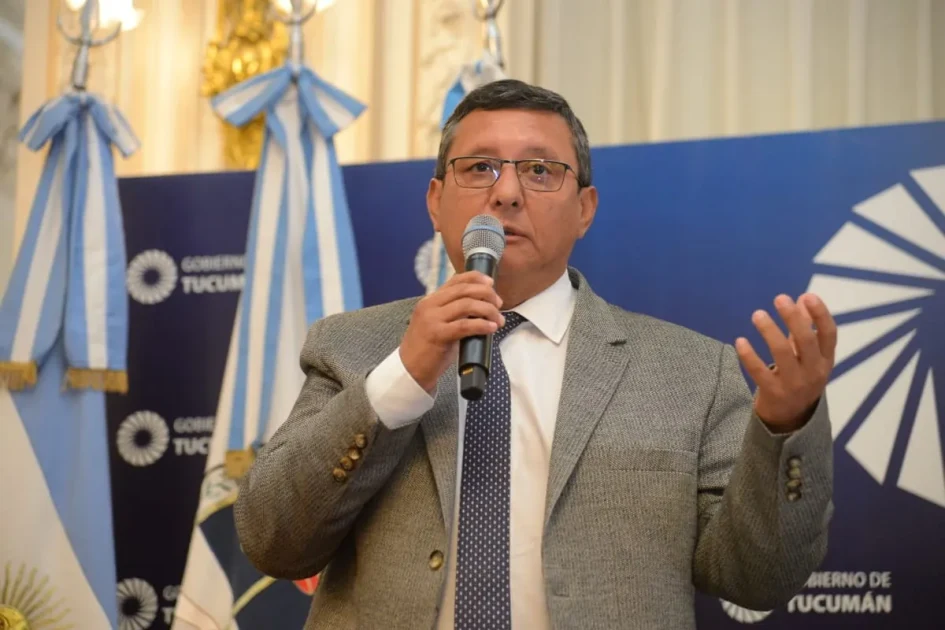 Darío Monteros vinculó la renuncia de Espert con la “falta de conducción” del Gobierno nacional