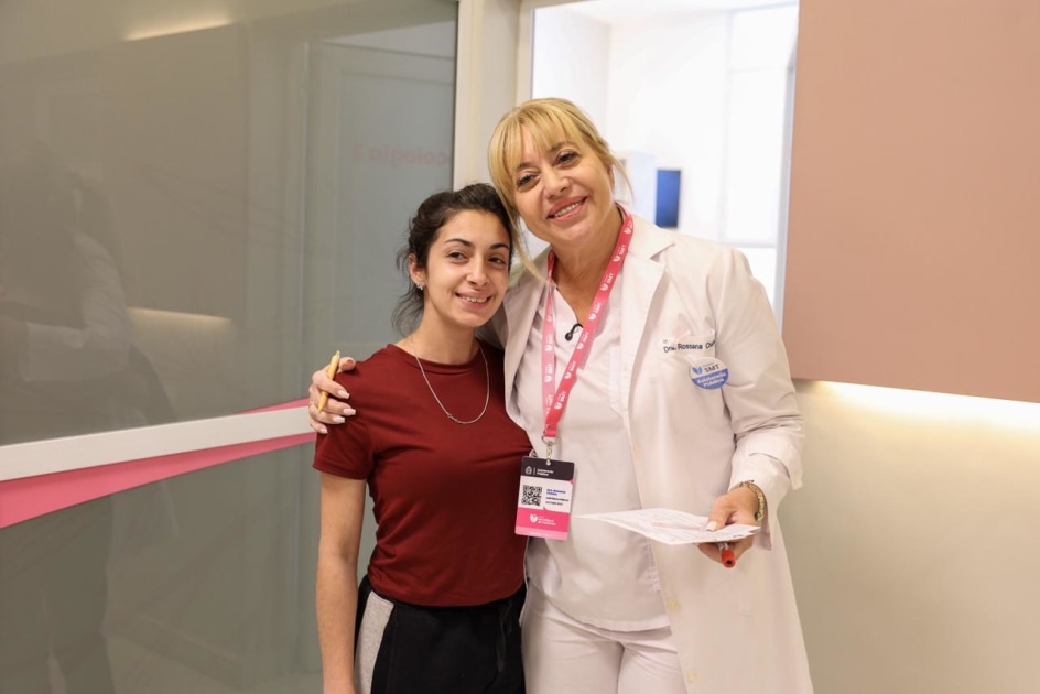 Mes Rosa: la intendenta Rossana Chahla atendió personalmente a las pacientes en la Asistencia Pública