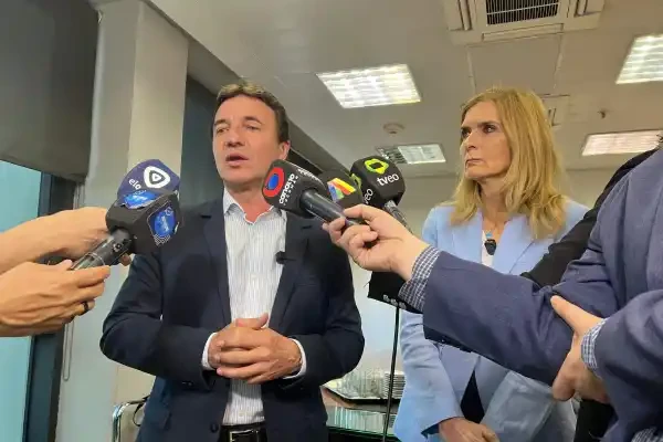 "El Gobierno impide a las comunas tener presupuesto propio, por lo que no hay un adecuado control"