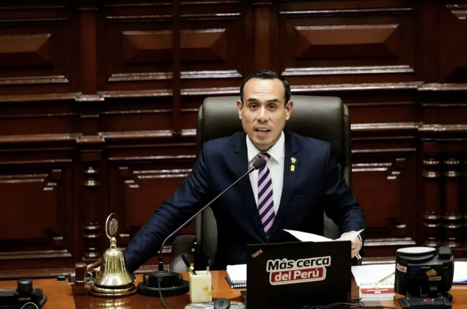 Crisis política en Perú: el Congreso destituyó a Boluarte y asumió José Jerí