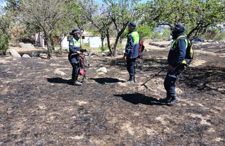 Vecinos y bomberos sofocaron un incendio en Tafí del Valle