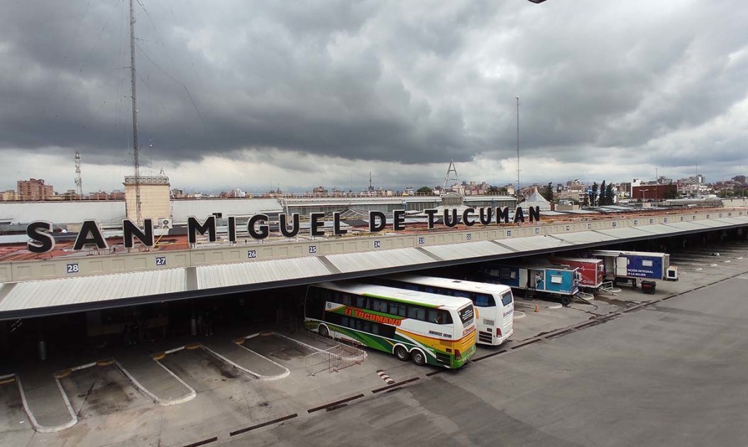 El Gobierno y la concesionaria de la Terminal de Ómnibus extenderán la explotación hasta el 27 de abril de 2026