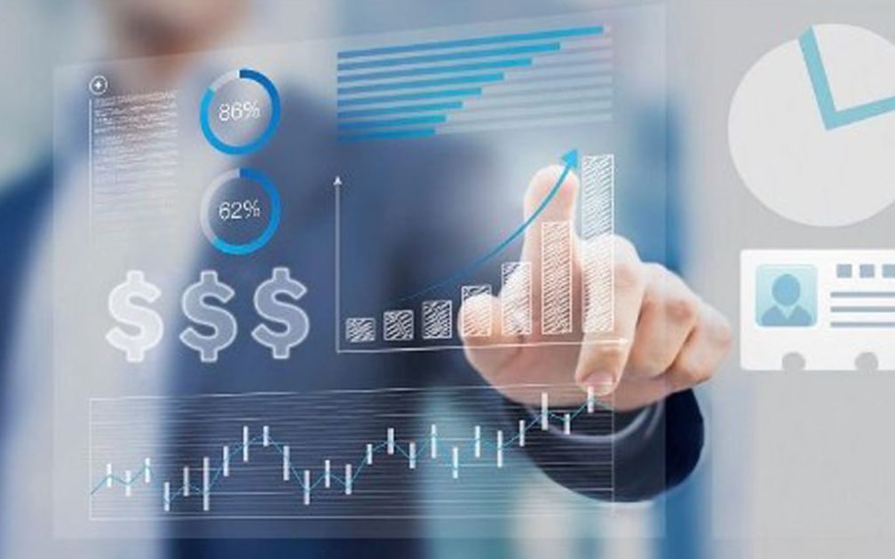 Crecimiento económico de agosto: El sector financiero impulsa la actividad, pero industria y comercio siguen en retroceso