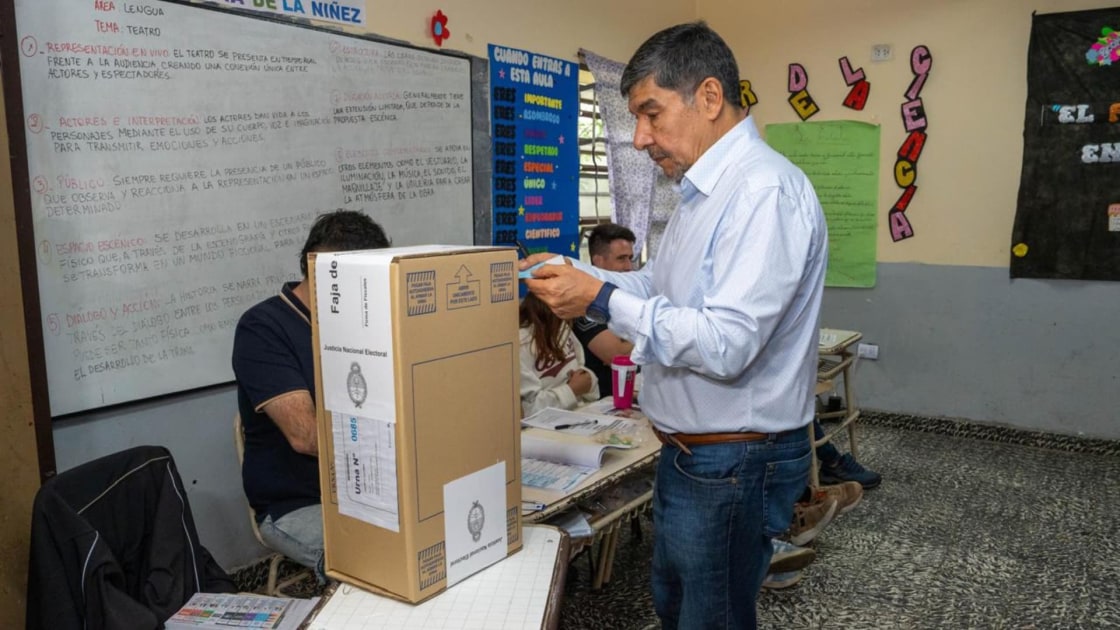 Miguel Acevedo destacó la normalidad en el inicio de las elecciones y llamó a los tucumanos a participar