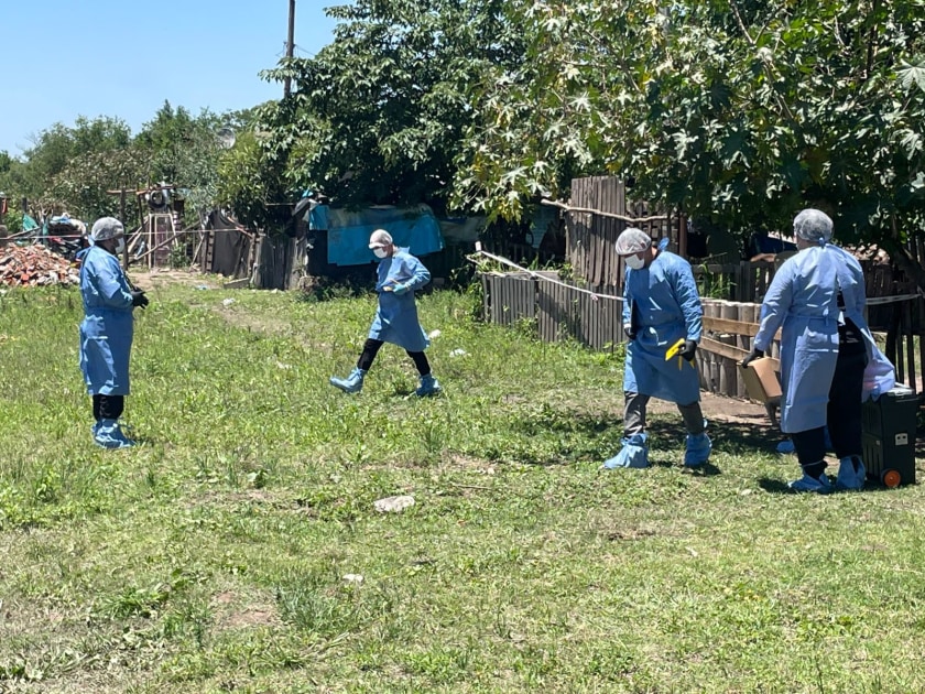 Femicidio en Villa Cariño: una mujer de 41 años fue asesinada y buscan a su expareja