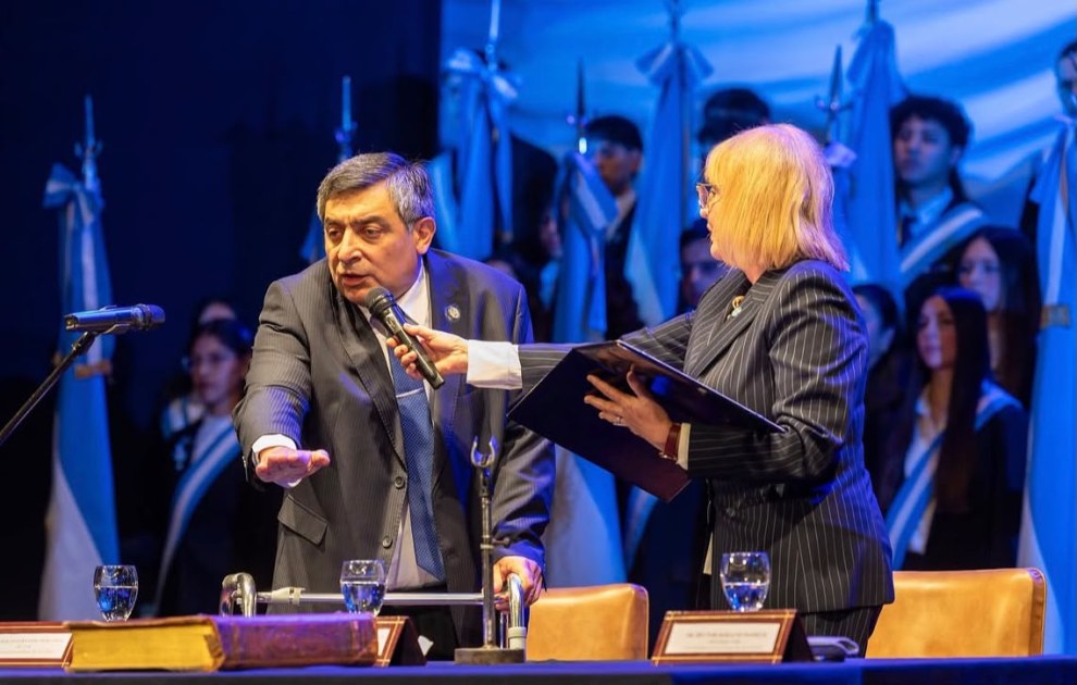 La UNT tiene nuevo rector: Sergio Mohamed asumió como su máxima autoridad