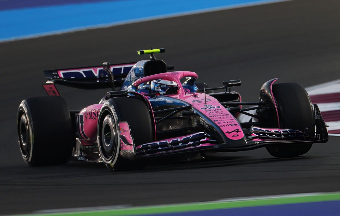 Franco Colapinto no levanta en Qatar y largará 20° en la carrera del domingo