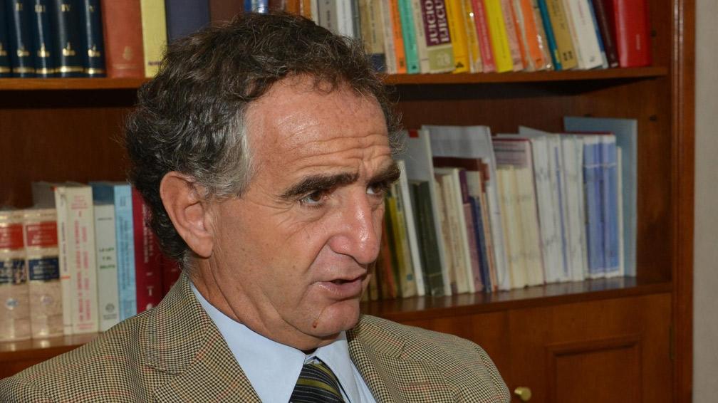 Debate por un fallo que benefició a un acusado de soborno en rebeldía