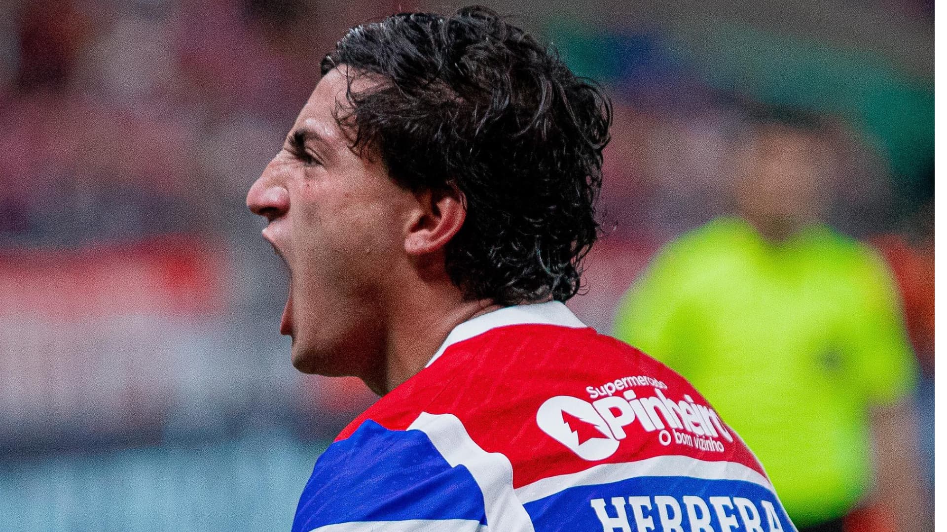 Fortaleza salió del fondo con un show del tucumano José María Herrera 