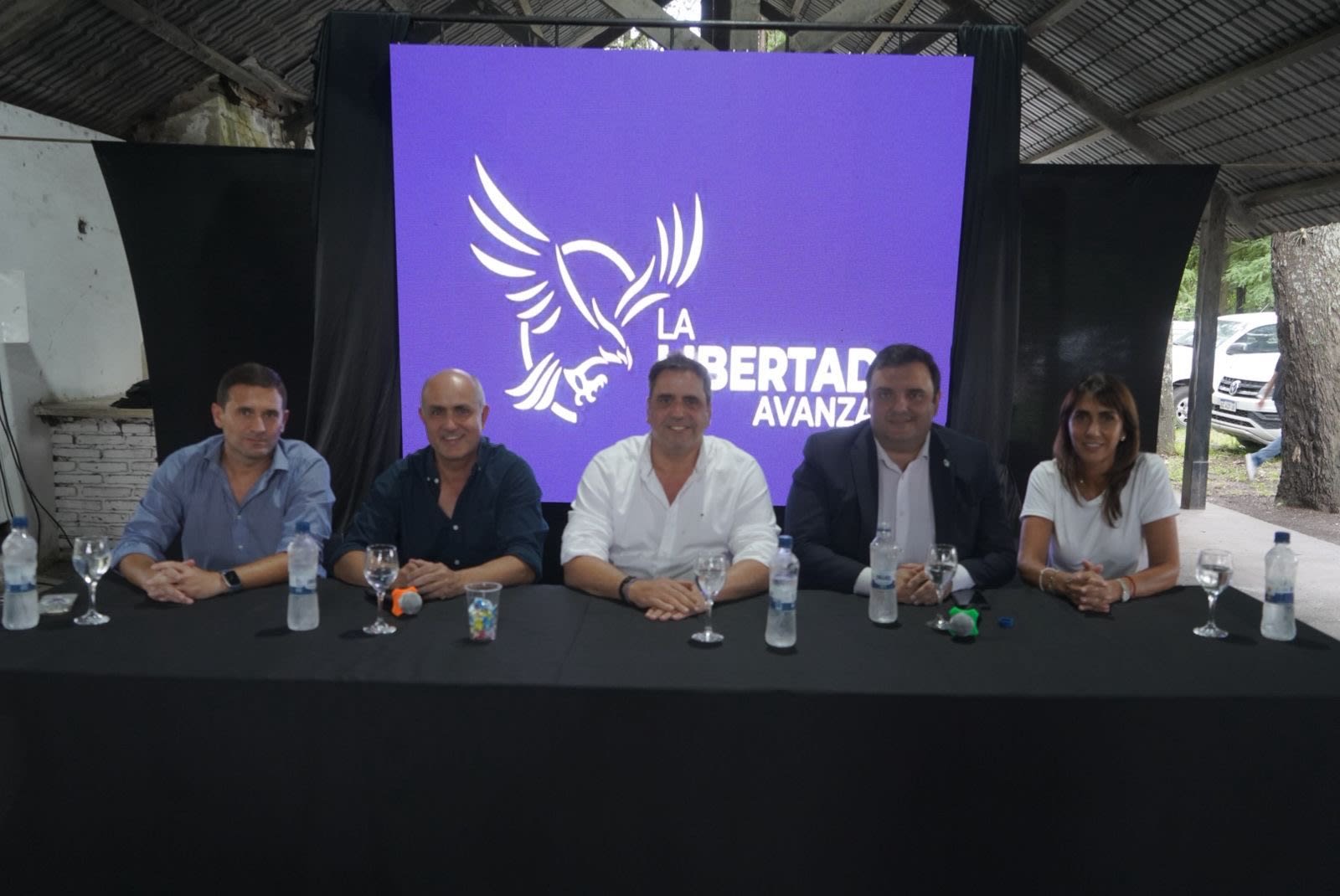 Con radicales de Concepción, Catalán firmó el acta para no usar acoples