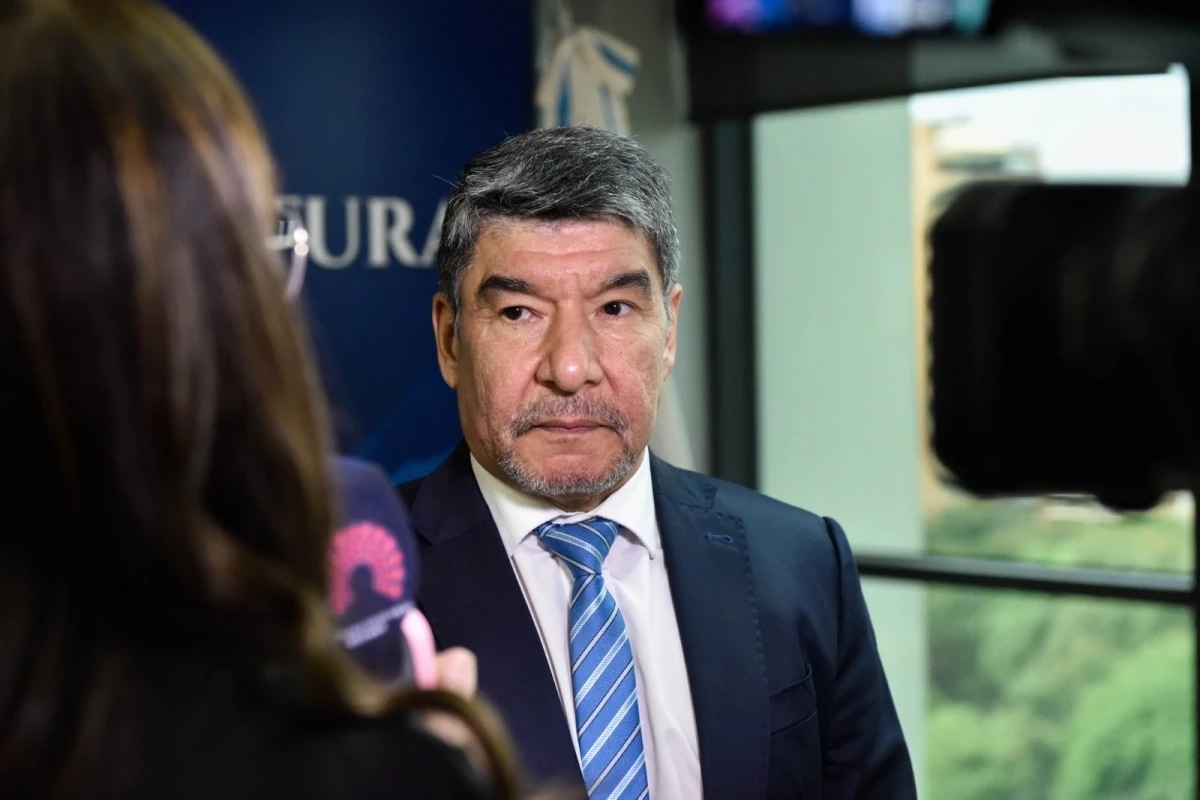 La oposición exculpa a Acevedo por la "maquillada" reforma electoral y apunta a las presiones de Jaldo y los caciques peronistas