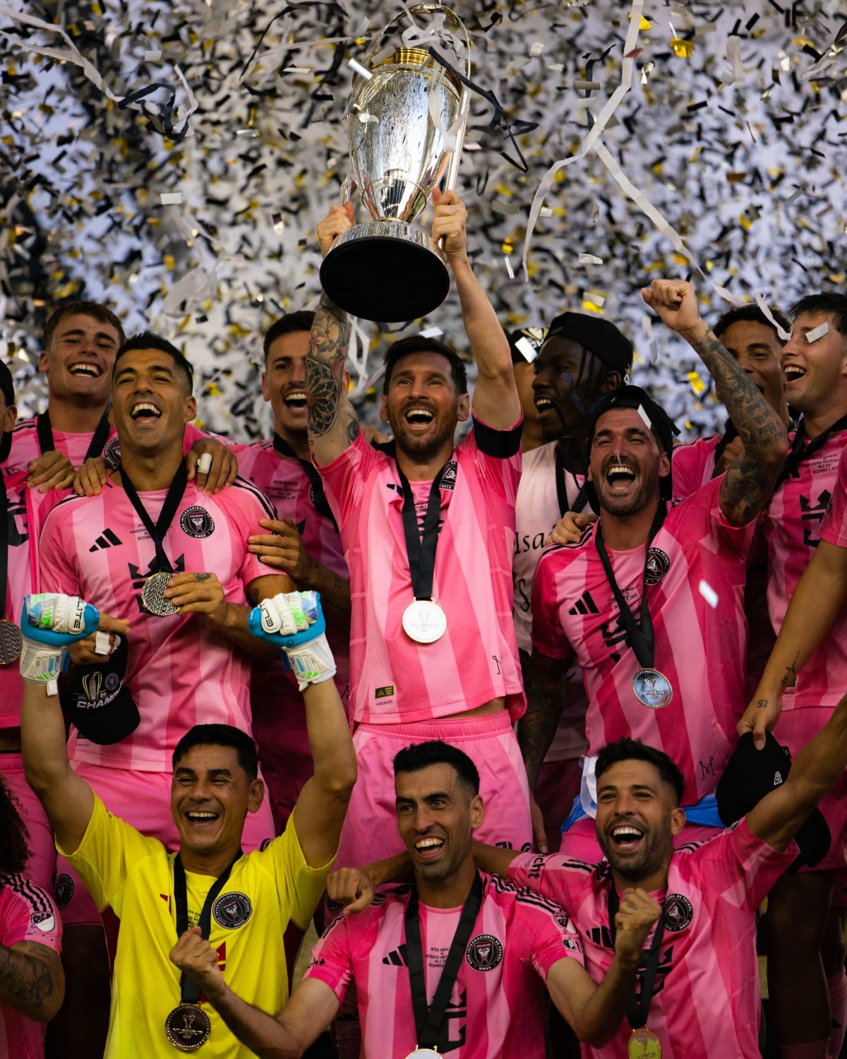 G7hSZKaXkAANZfF (1).jpg G7hSZKaXkAANZfF (1).jpg