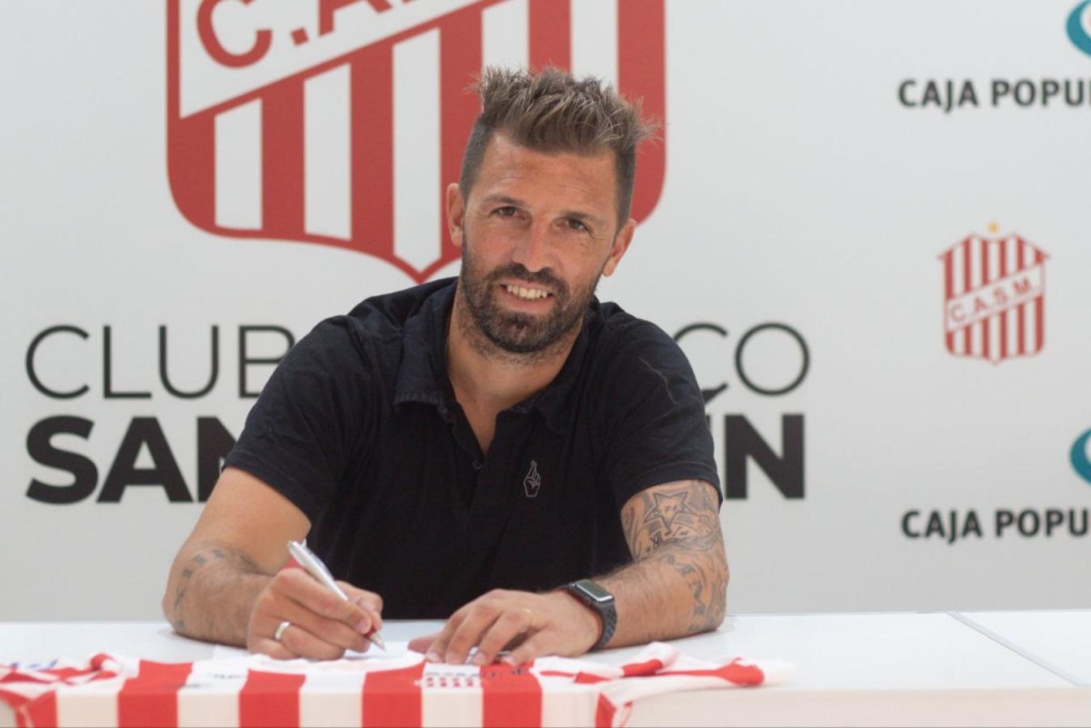 1000475556.jpg 1000475556.jpg