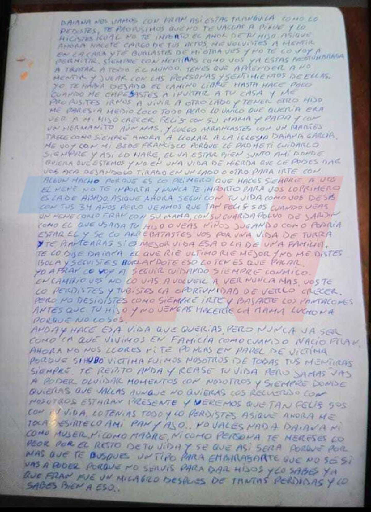 la-carta-que-escribio-el-hombre-que-mato-a-su-hijo-en-coronel-suarez-foto-tn-MLWHNCFOFNCW3M64B6TM6KOEUY.avif la-carta-que-escribio-el-hombre-que-mato-a-su-hijo-en-coronel-suarez-foto-tn-MLWHNCFOFNCW3M64B6TM6KOEUY.avif