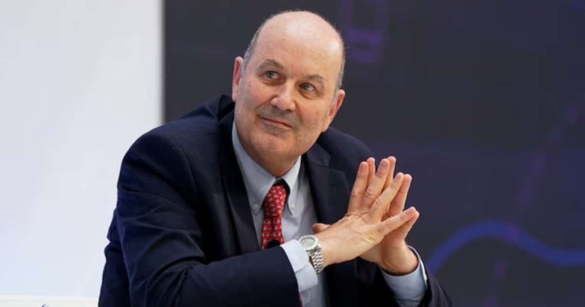 Sturzenegger afirmó que la reforma laboral regirá para todo el empleo privado