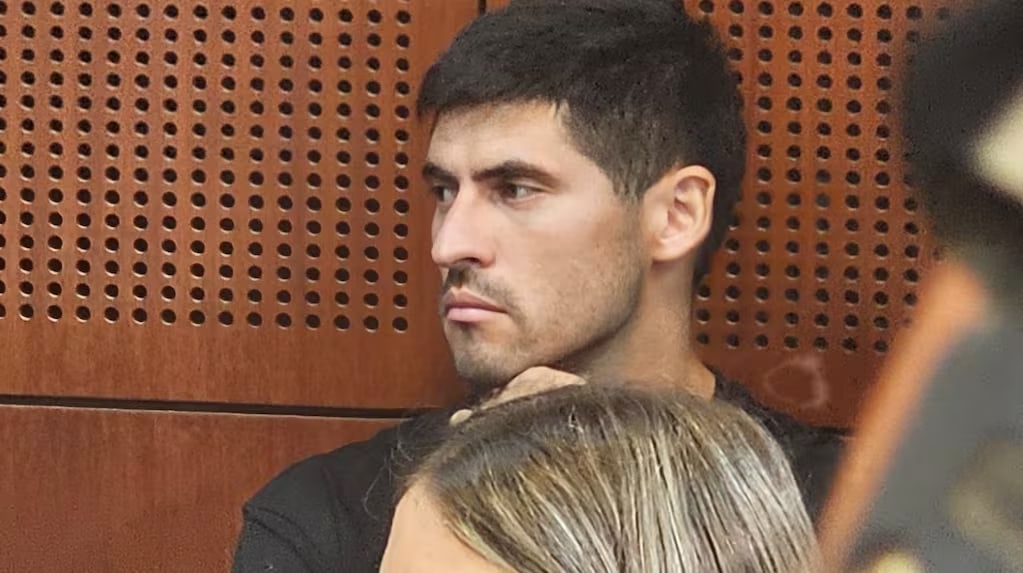 piden-la-detencion-de-uno-de-los-exjugadores-de-velez-acusado-de-violacion-por-entorpecer-la-investigacion-foto-jose-inesta-tn-62LC67PYT5GCXEJGKY75YEWS6I.avif piden-la-detencion-de-uno-de-los-exjugadores-de-velez-acusado-de-violacion-por-entorpecer-la-investigacion-foto-jose-inesta-tn-62LC67PYT5GCXEJGKY75YEWS6I.avif