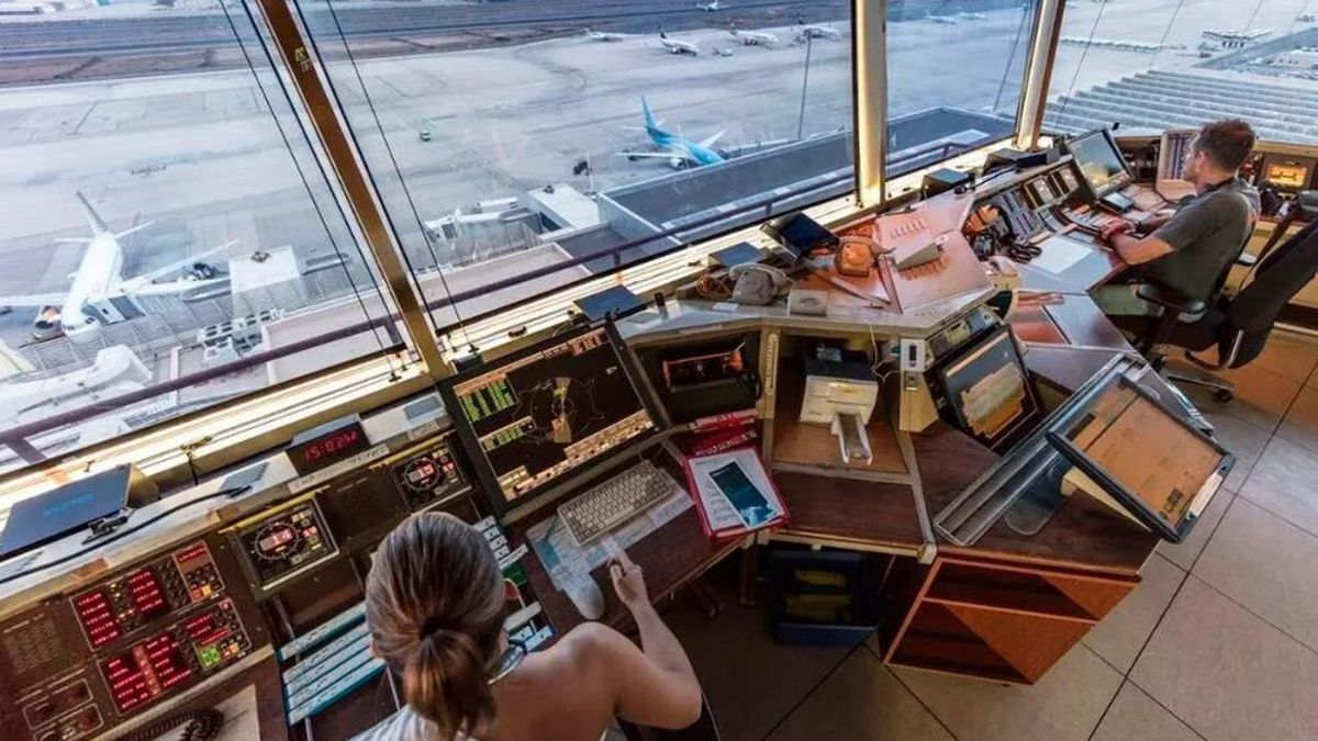 Paro de controladores aéreos: vuelos demorados y cancelados en todo el país