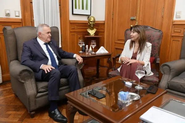 En un guiño a Jaldo, la senadora Mendoza se suma a un interbloque “provincialista”