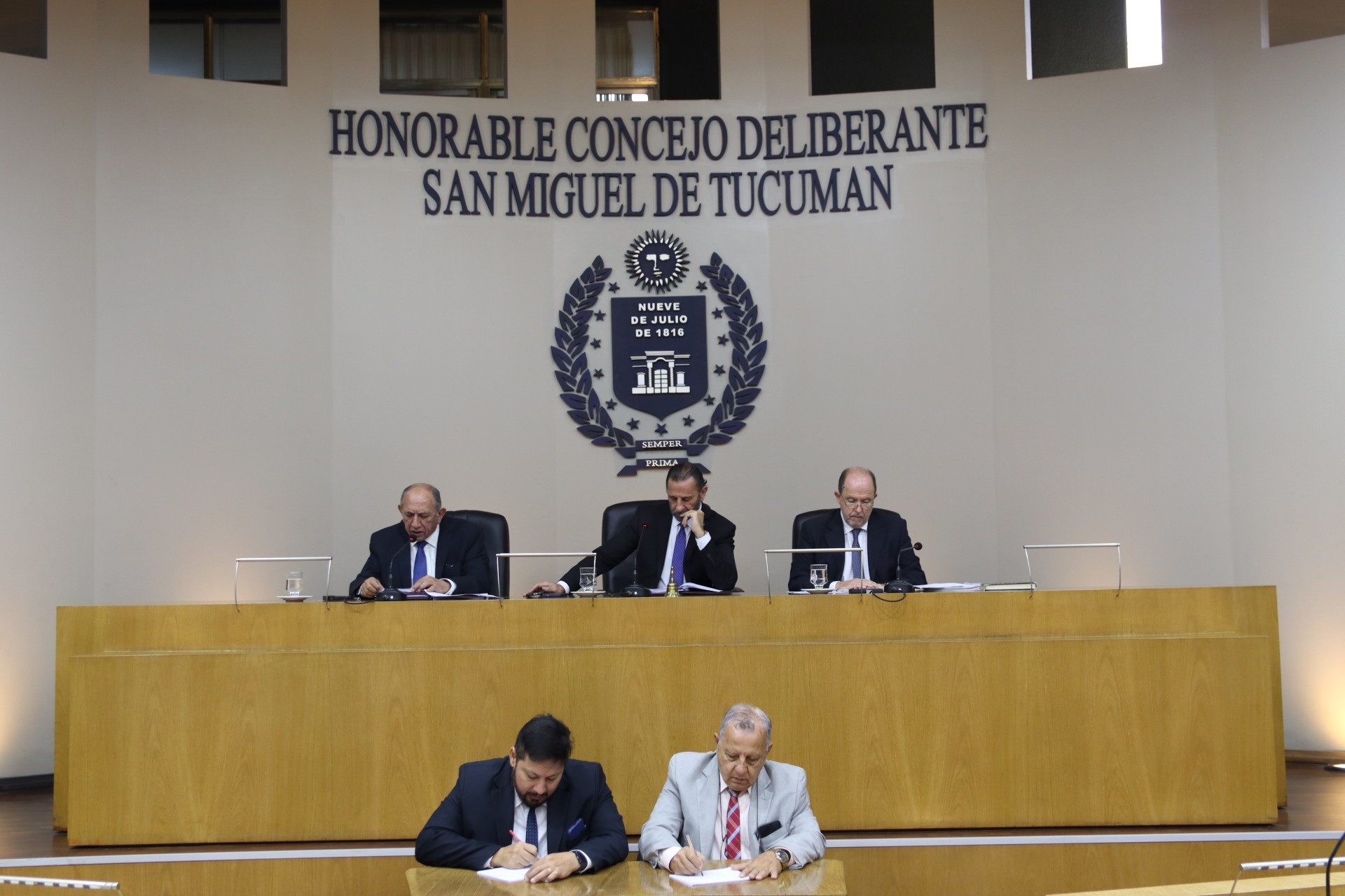 Por unanimidad, aunque con algunos reparos, el Concejo aprobó el Presupuesto enviado por Chahla