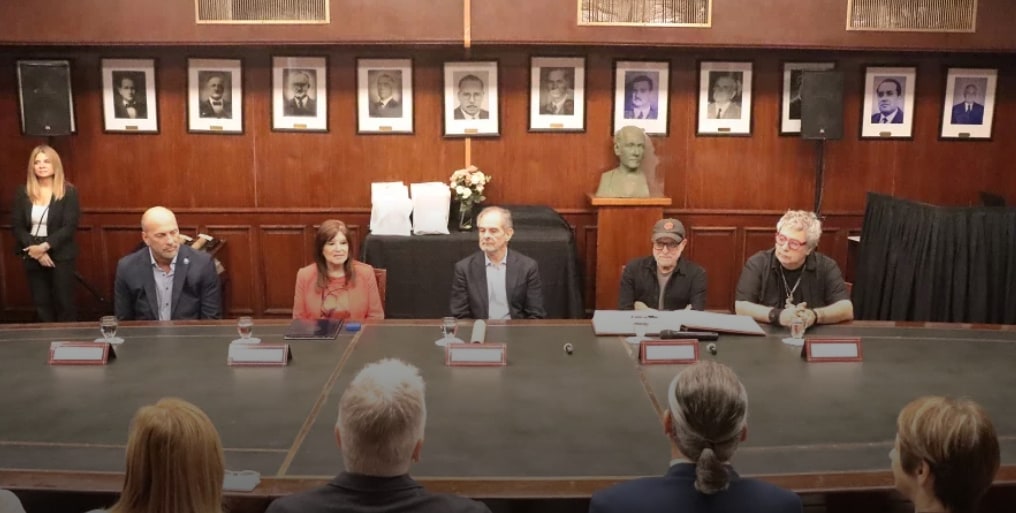 Captura de pantalla 2025-12-18 200625.png Captura de pantalla 2025-12-18 200625.png