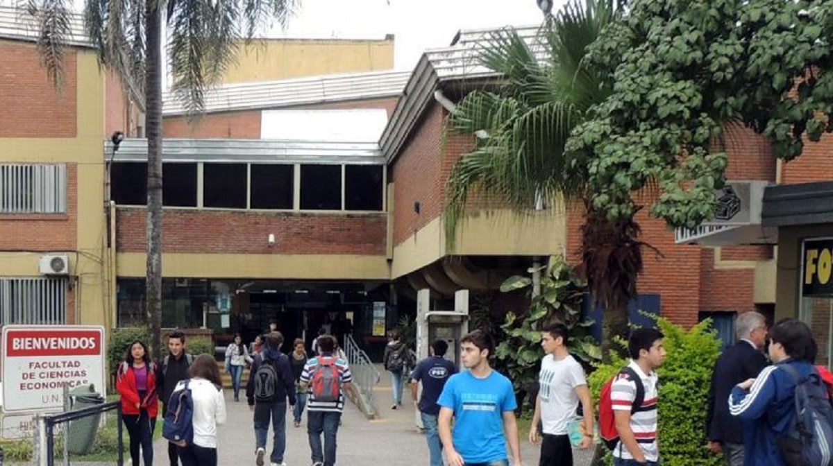 El gasto público nacional cayó 14,2% interanual real en noviembre, según un informe del CEPA