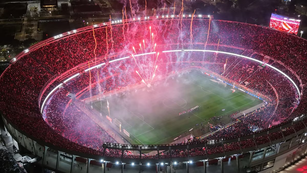 El Monumental no falla: River superó a los gigantes de Europa en público