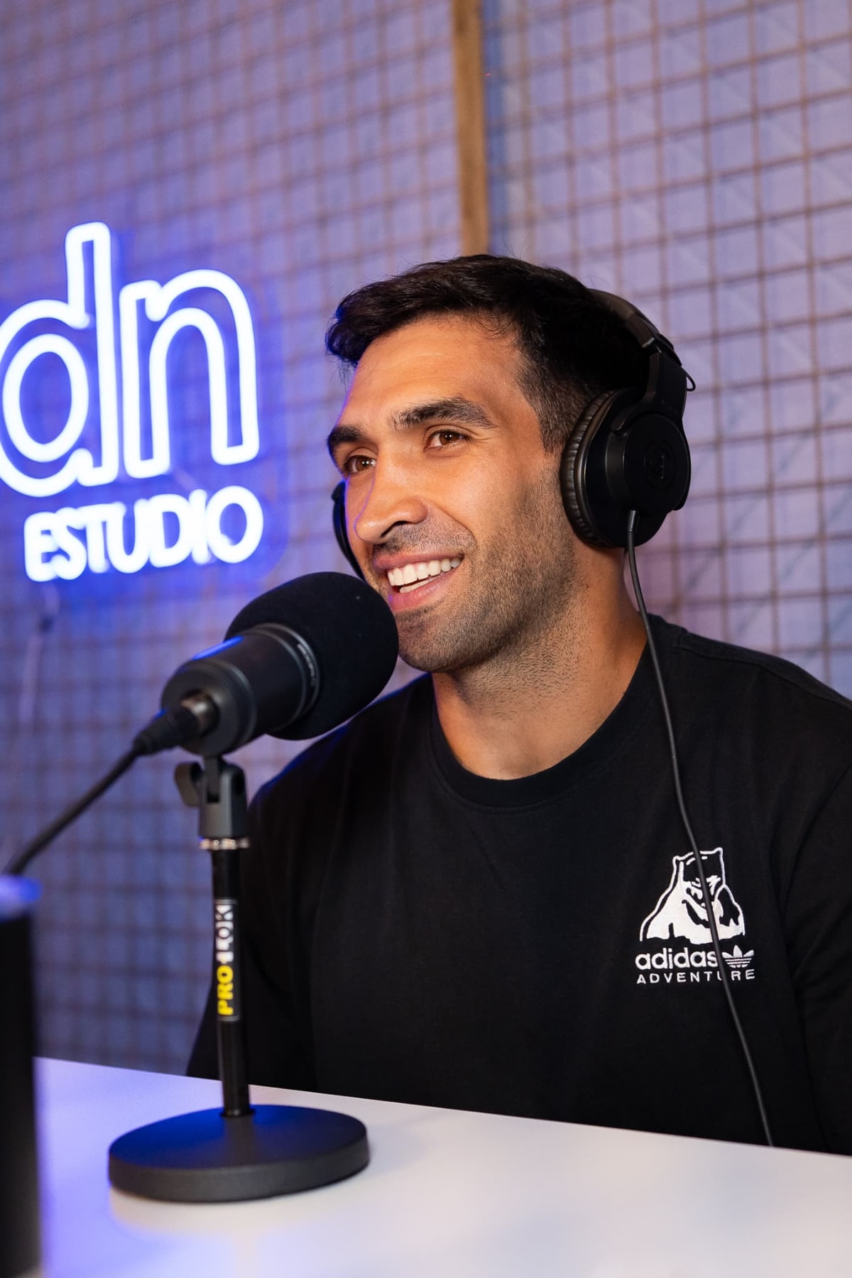 butti-21 (1).jpg butti-21 (1).jpg