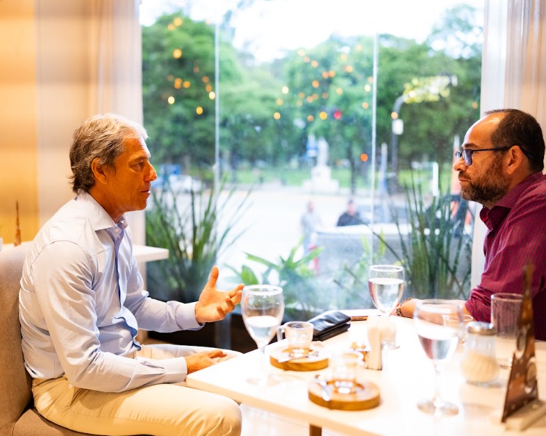 entrevista.jpg.png entrevista.jpg.png