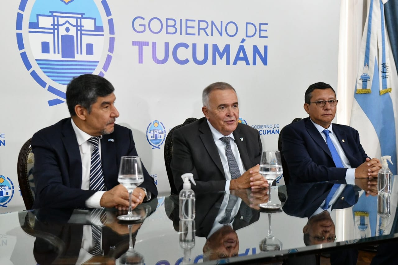 En lugar de "congelar" internas, un decreto de Jaldo "desfrizó" una vieja disputa en el peronismo