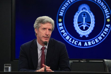 santiago bausilli  banco central.jpg