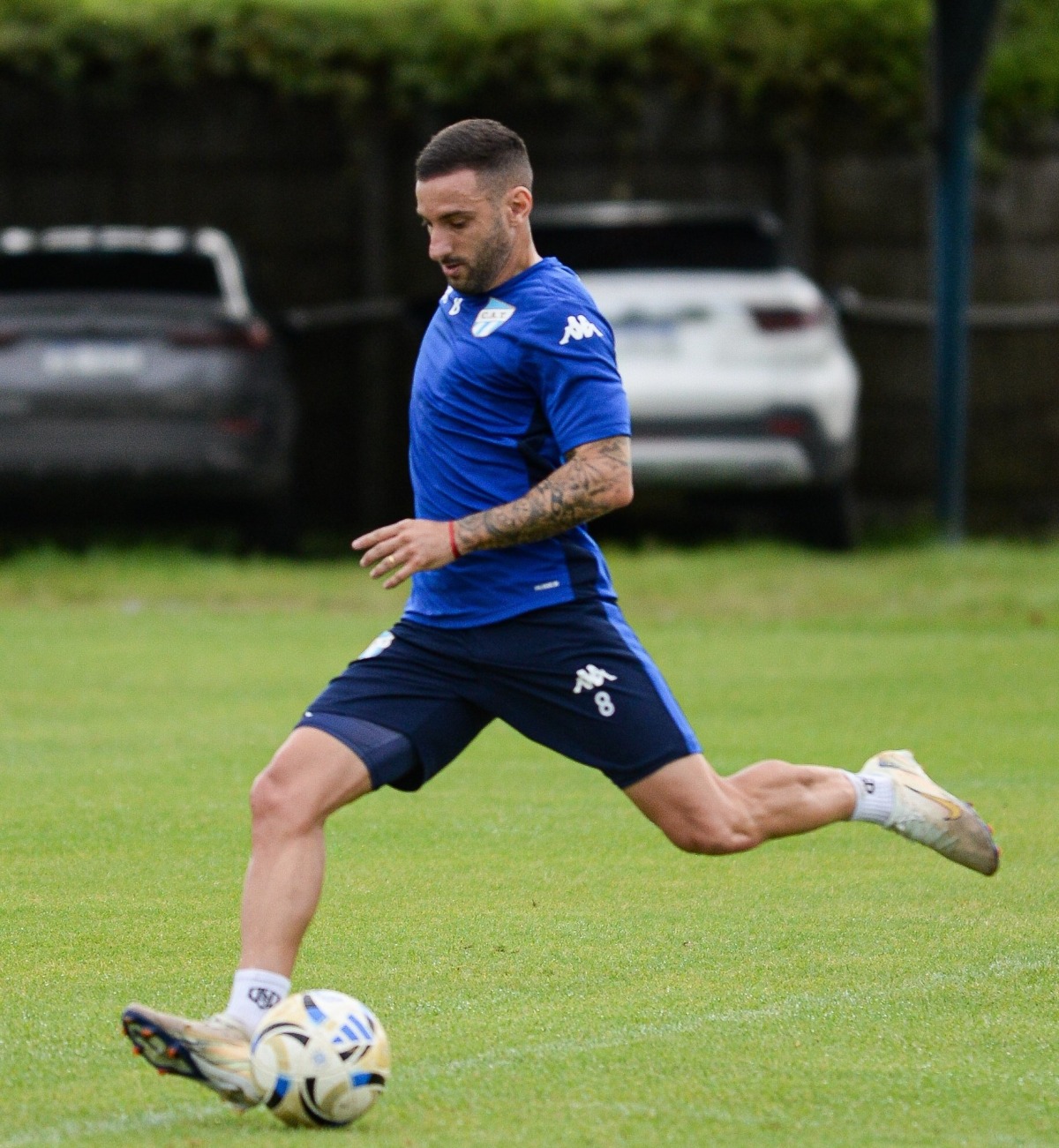 G-QD0MDW8AE_O2n.jpg G-QD0MDW8AE_O2n.jpg