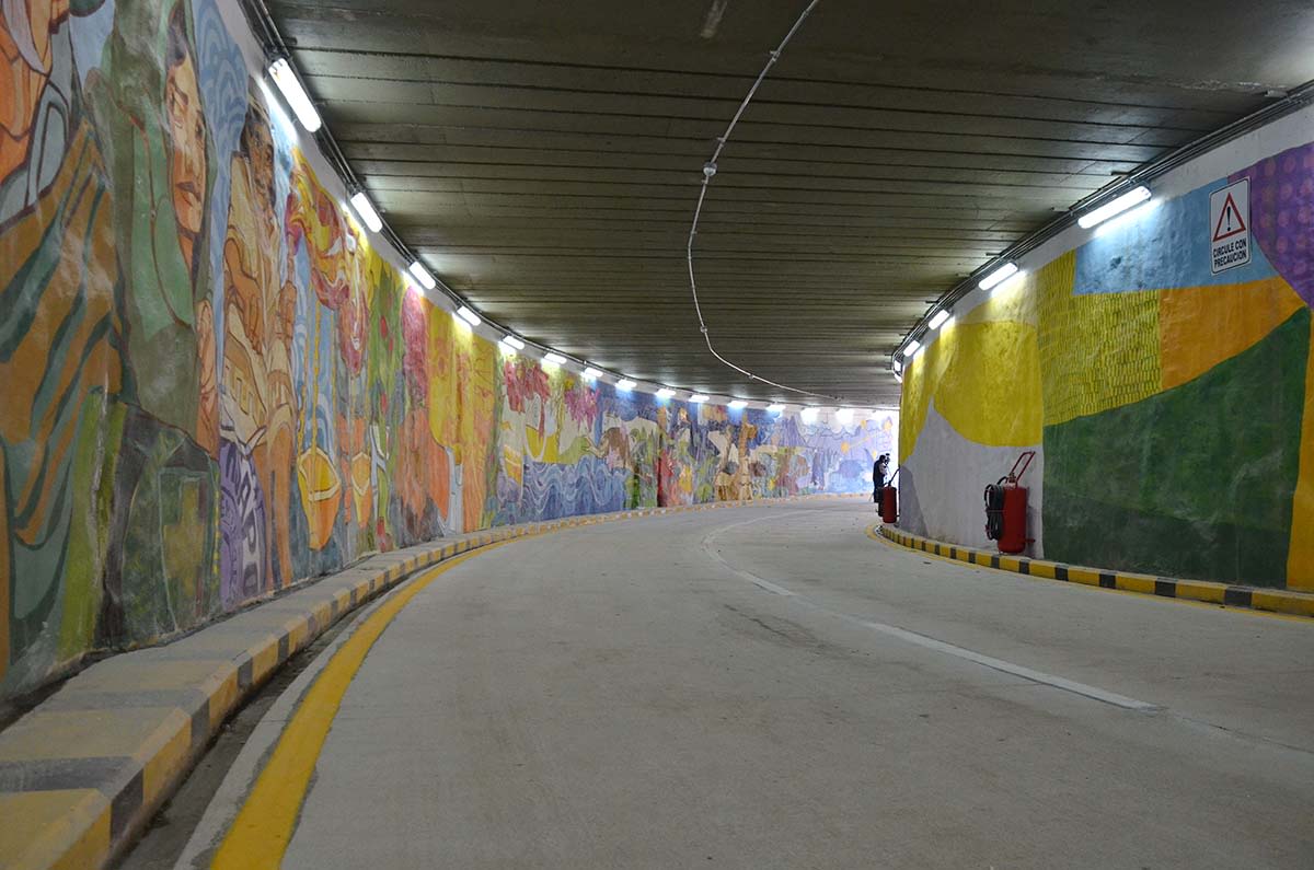 Corte de tránsito en el microcentro: operativos en túnel de calle Mendoza