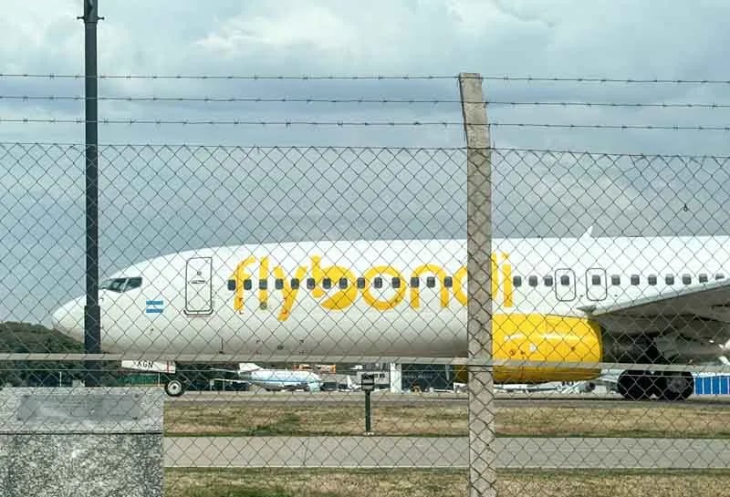 Flybondi proyecta una expansión histórica de su flota en medio de múltiples cancelaciones que afectan a miles de pasajeros