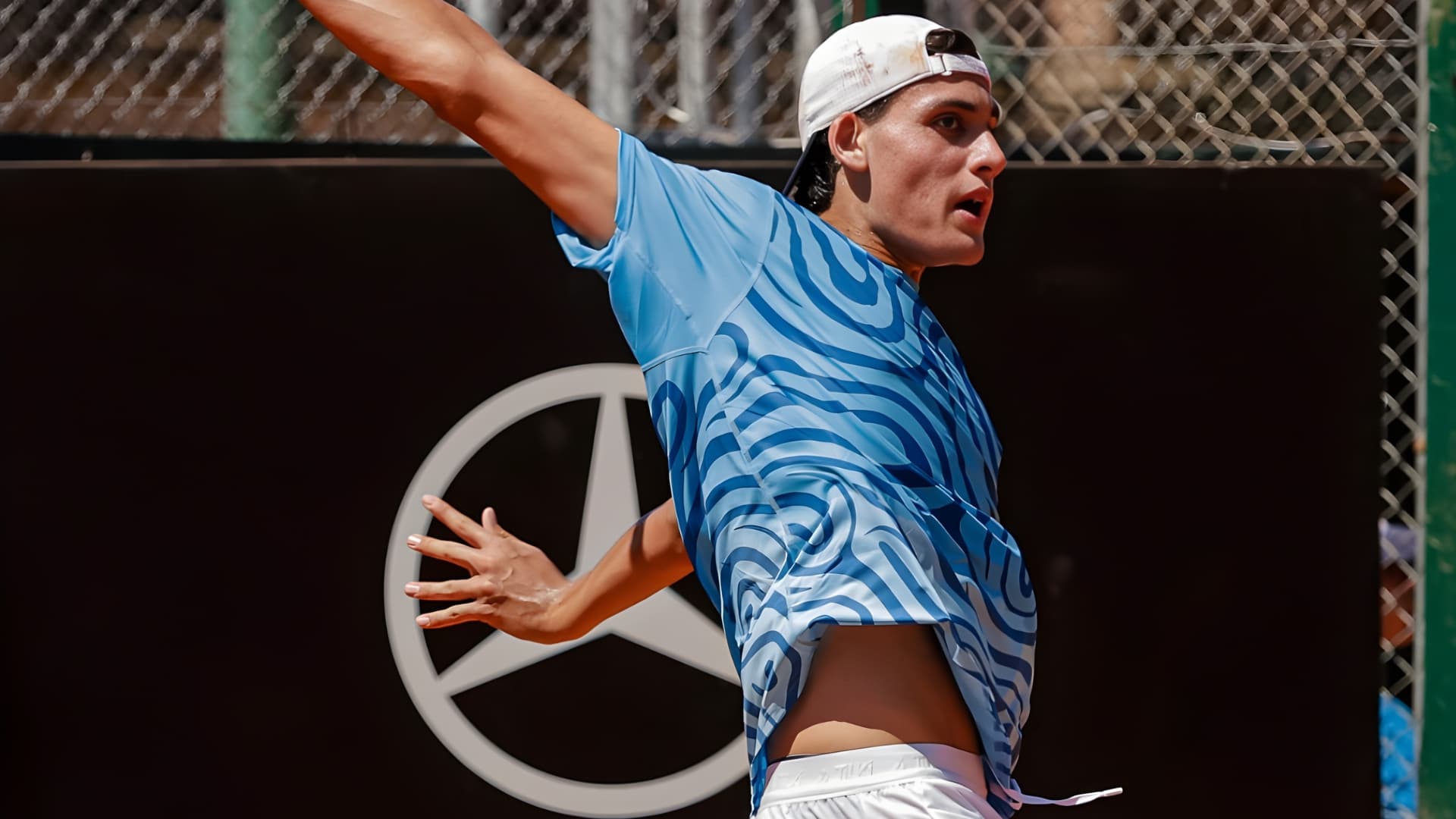 Zeitune luchó, pero quedó eliminado en los octavos del AAT Challenger TCA