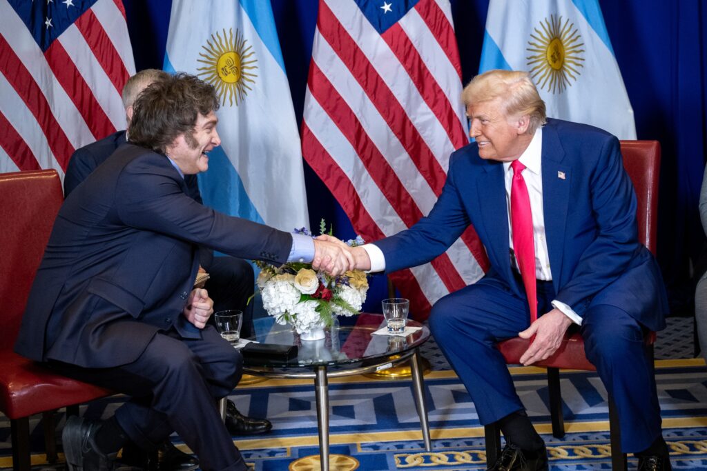Trump convocó a Milei a participar del “Board of Peace”, una organización para la paz global
