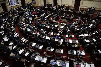 Milei convocó a sesiones extraordinarias, que tendrán a la reforma laboral como tema central