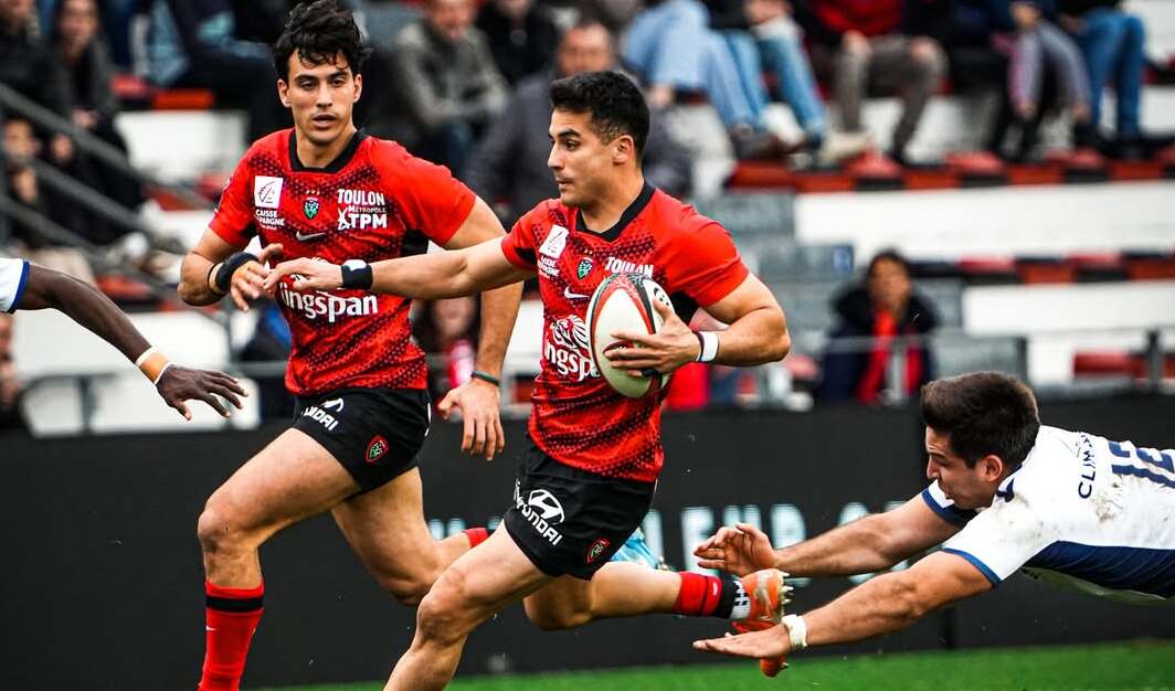 Albornoz se impuso en el duelo de "10" tucumanos en Francia