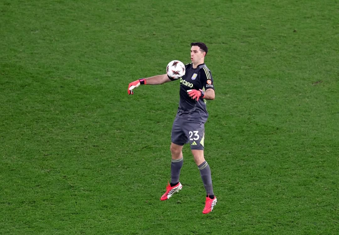 A huge comeback! 5 in a row! Round of 16 here we come #UTV (1).jpg A huge comeback! 5 in a row! Round of 16 here we come #UTV (1).jpg